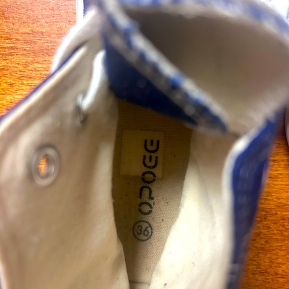 Blue shoes - Picture 4 of 4